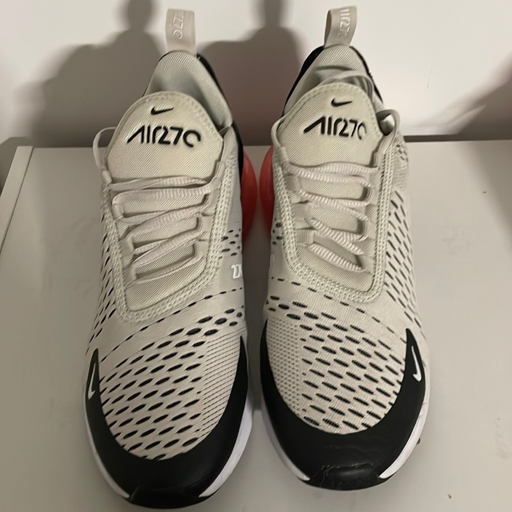Barely used air max 270
